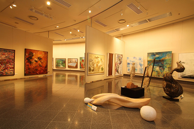 釧路市立美術館